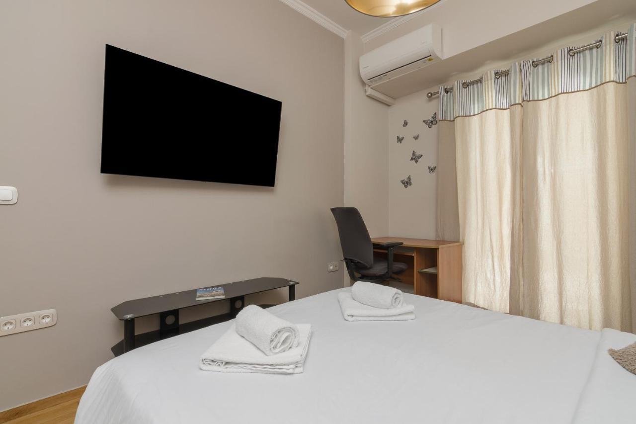 Beautiful And Spacious Apartment In Pagrati 아테네 외부 사진