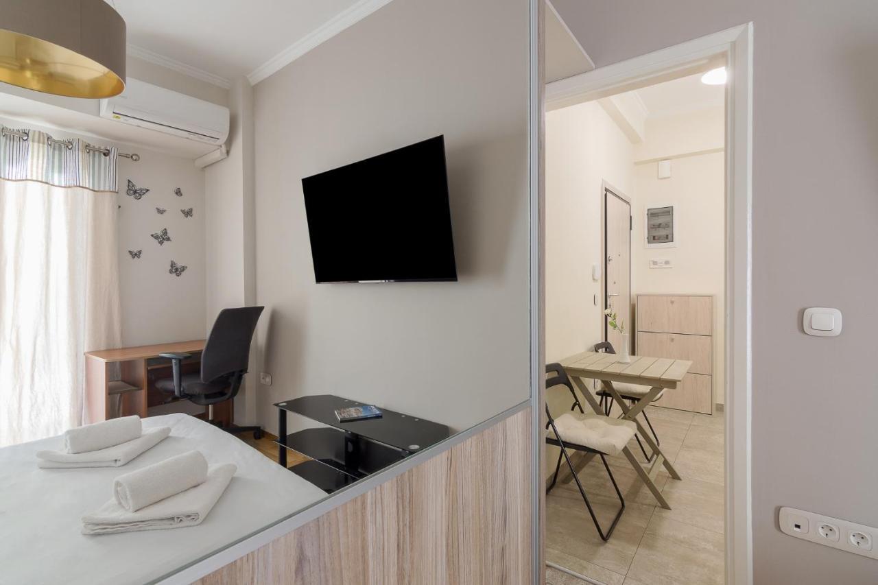 Beautiful And Spacious Apartment In Pagrati 아테네 외부 사진